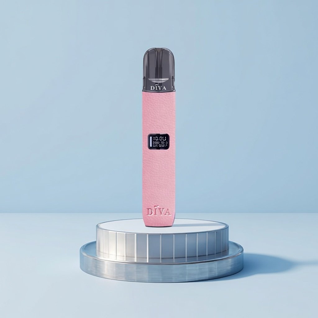 【台灣現貨】DIYA 叮啞一代皮革限定版 內置高清 LED 智能顯示螢幕 8W-10W 雙檔客製化功率 精準掌控每一口霧化細節 手工紋理蒙皮 呈現溫潤尊爵手感 兼容 RELX/SP2S/ILIA 台灣現貨 - 图片 3
